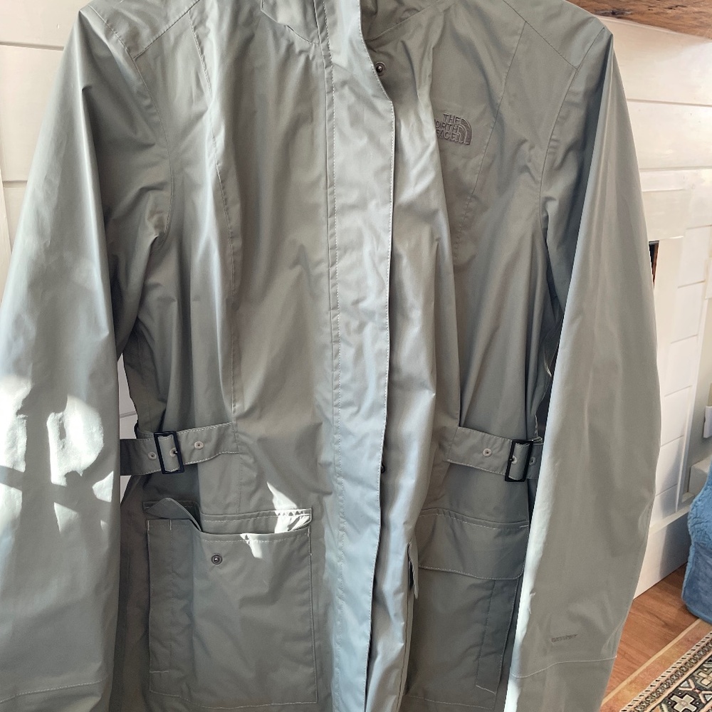 The North Face Trench Rain Jacket- Gray
